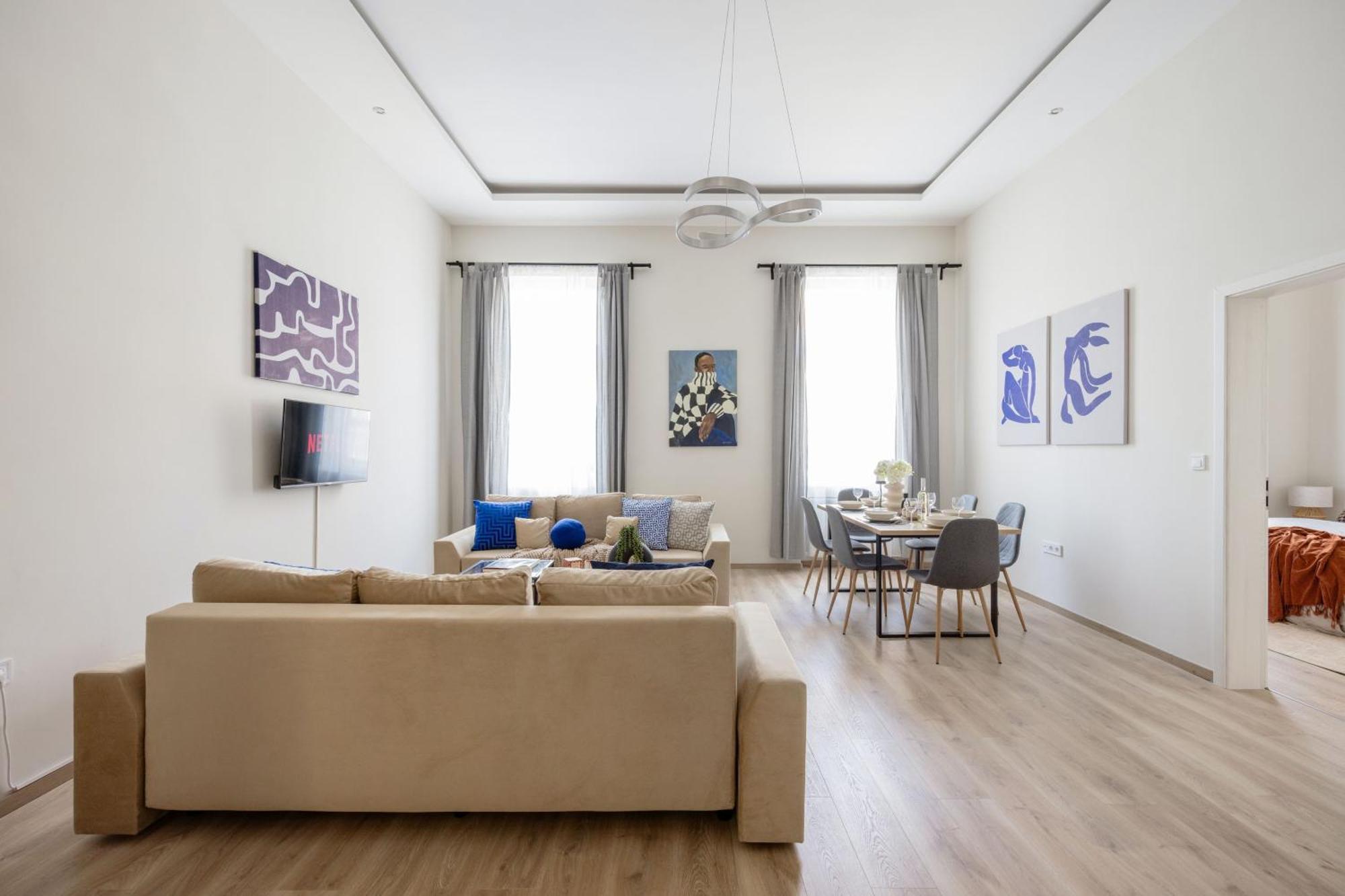 Apartment Central Oasis - Modern Charm, Timeless Comfort Budapest
