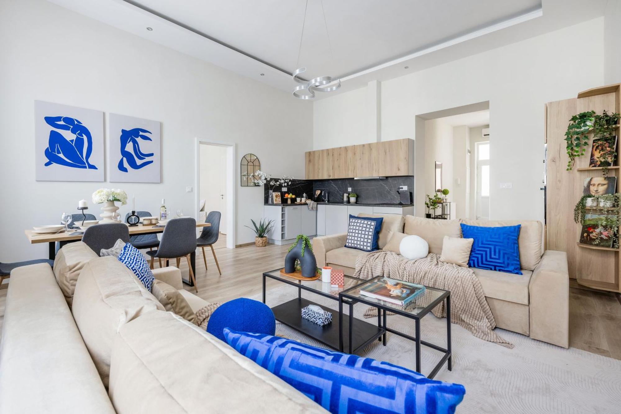 Central Oasis - Modern Charm, Timeless Comfort Budapest