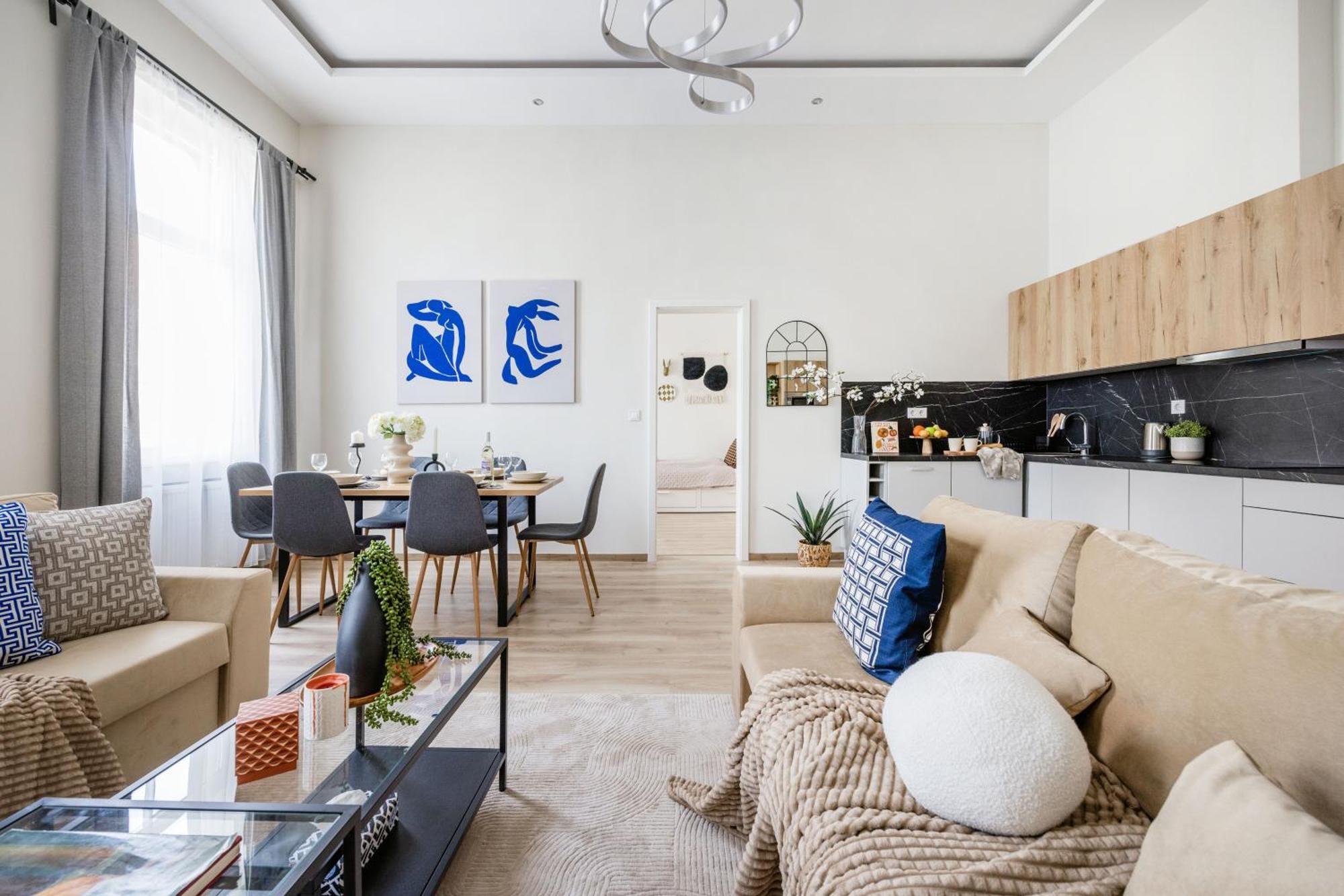 Apartment Central Oasis - Modern Charm, Timeless Comfort *